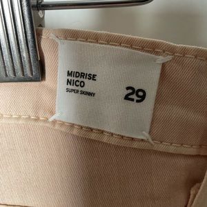 Hudson nico mid-rise super skinny khaki jeans.  Size 29. NWT